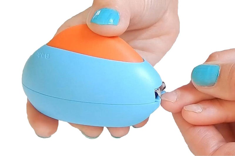 BabyComfy مقص أظافر بيبي كومفي ديلوكس الآمن - لن يقطع جلد الطفل - يحمي سرير الأظافر الحساس - Image 3